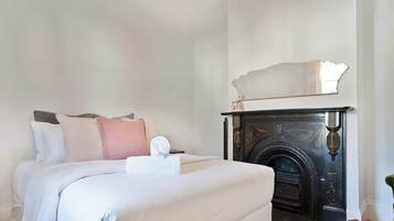 3 bedrooms, WiFi, bed sheets