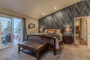 House, Multiple Beds, Hot Tub, Mountain View (The Lena House) | 4 bedrooms, individually decorated, individually furnished, desk