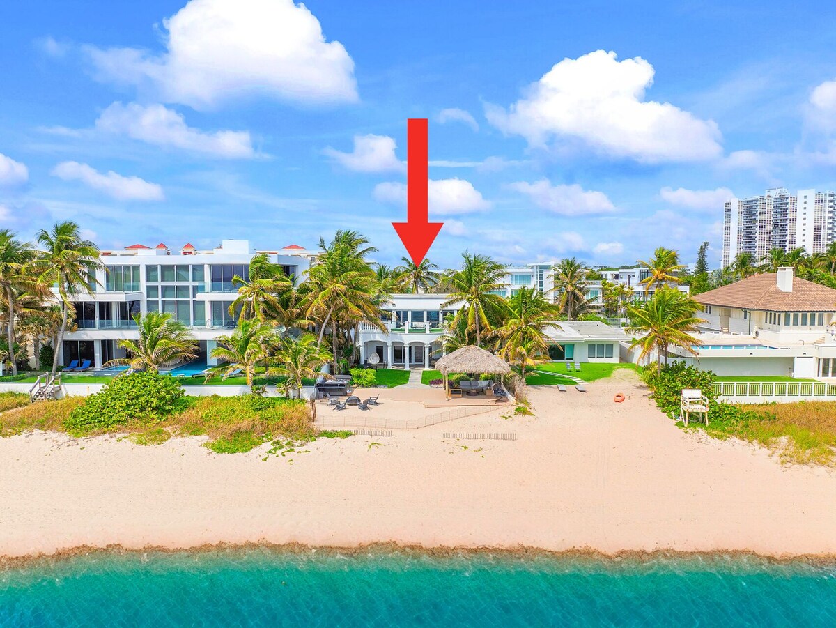 Exclusive Beachfront with Sauna and Gym