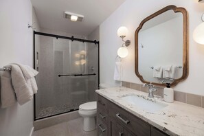 Condo, 1 Queen Bed with Sofa bed, Patio, Mountain View (Alpenglow Haus) | Bathroom | Shower, hair dryer, towels