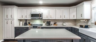 Coastal Getaway Sleeps 34 - 2 Homes, 2 Pools