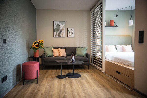 Hypo-allergenic bedding, free WiFi, bed sheets - stuub karlsruhe (Karlsruhe)