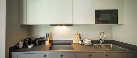 Apartment, Balcony | Private kitchen