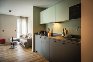 Superior Apartment, Balcony | Hypo-allergenic bedding available, WiFi (free), bed sheets