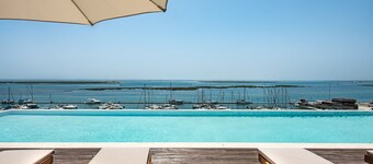 Del Mar Apartment - BT