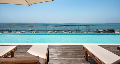 Del Mar Apartment - BT