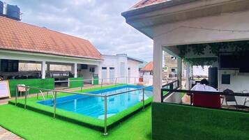 Outdoor pool, pool umbrellas
