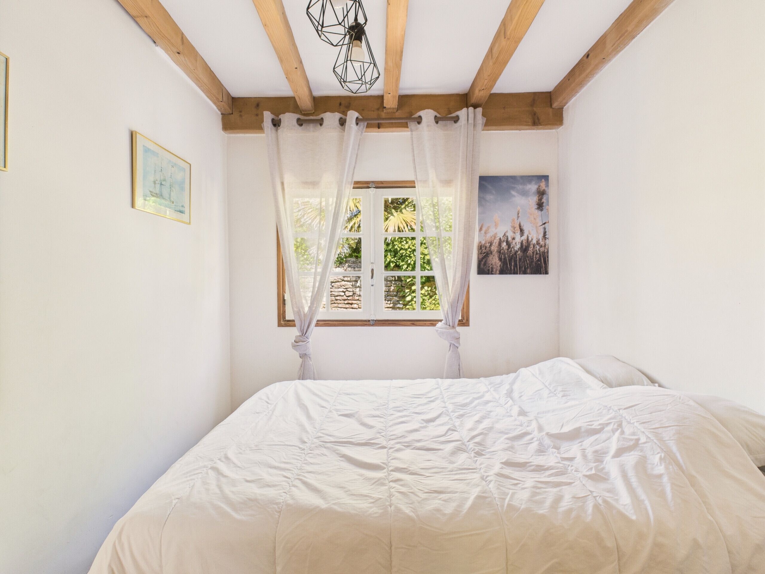 2 slaapkamers, een strijkplank/strijkijzer, gratis wifi