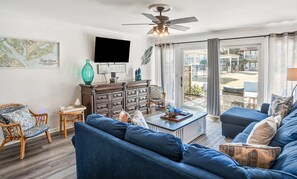 TV - 322 Capt. John Fripp Villa- Resort Access and Golf Cart Included! Great central island location! (Fripp Island)