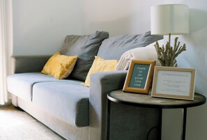 家庭公寓, 城市景观 (2) | 起居区