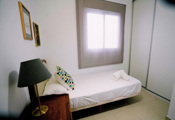 Apartamento família, vista para a cidade (2) | Cortinas blackout, ferros/tábuas de passar roupa, Wi-Fi de cortesia