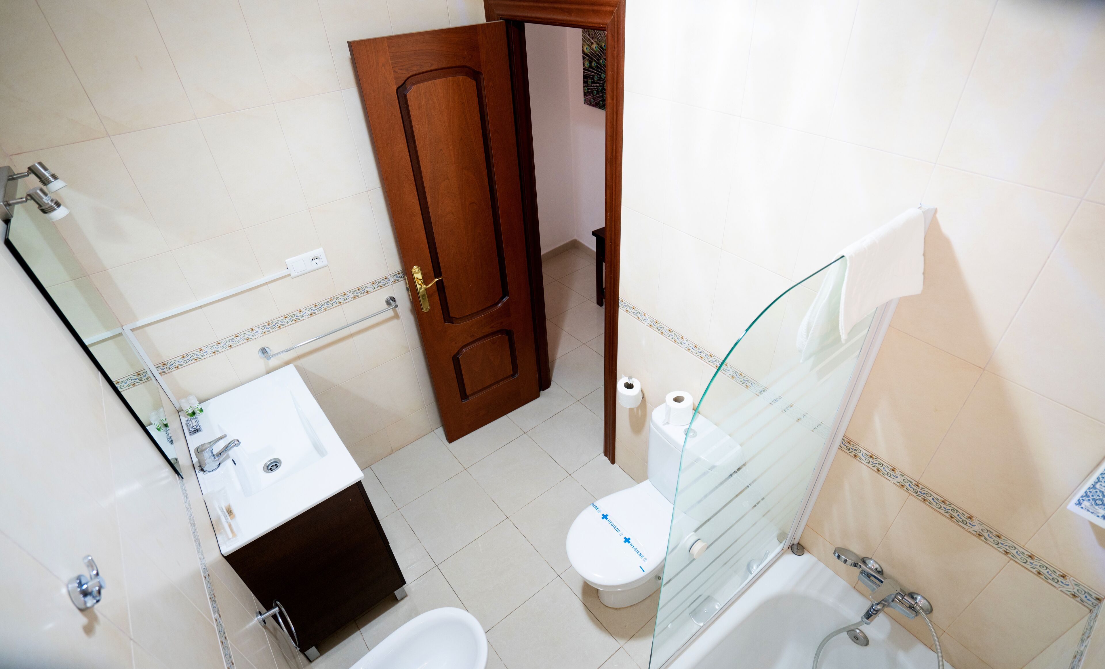 Family Apartment, City View (2) | Bathroom