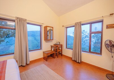 Aruvi Vagamon by Voye Homes