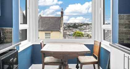 Our Olde House Plymouth