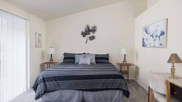 House, Multiple Beds, Patio, Garden View (Rock Bluff Retreat) | 3 bedrooms, individually decorated, individually furnished, desk