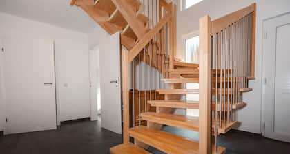 Beautiful private villa for 10 guests with WIFI, TV, terrace and pets allowed