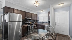Fridge, microwave, oven, stovetop - 2BR Gulf Shores stay w/ pools, grill & beach access near Pier 33 (Gulf Shores)