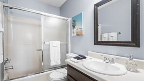 Towels - 2BR Gulf Shores stay w/ pools, grill & beach access near Pier 33 (Gulf Shores)