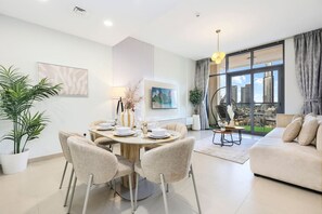 Interior - FIRST CLASS | 2BR | Downtown Glam | Burj View (Downtown)