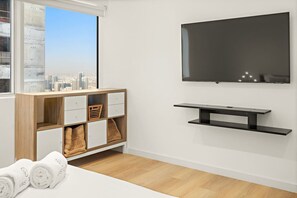 2 bedrooms, iron/ironing board, WiFi, bed sheets