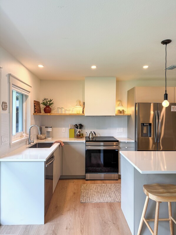 Microwave, oven, stovetop, dishwasher