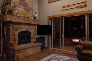 Cabin, Multiple Beds, Hot Tub, Mountain View (Three Pine Cabin) | Interior - Three Pine Cabin - Charming Family Stay - Hot Tub (Bend)