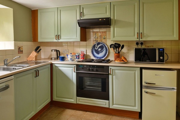 Küchengerät, Küche, Major Appliance, Herd, Countertop, Cabinetry, Herd, Gasherd, Haushaltsgerät, Schublade