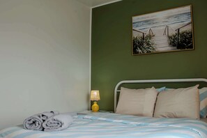 1 makuuhuone, silitysrauta/-lauta, Wi-Fi, vuodevaatteet