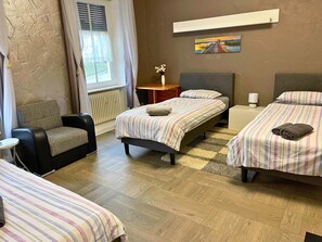 Apartment | 2 bilik tidur, seterika/papan seterika