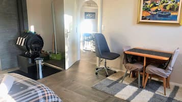 Apartemen | 2 kamar tidur dan setrika/meja setrika