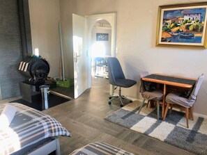 Apartment | 2 bilik tidur, seterika/papan seterika