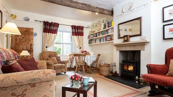 Fireplace, DVD player