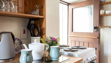 Microwave, oven, toaster