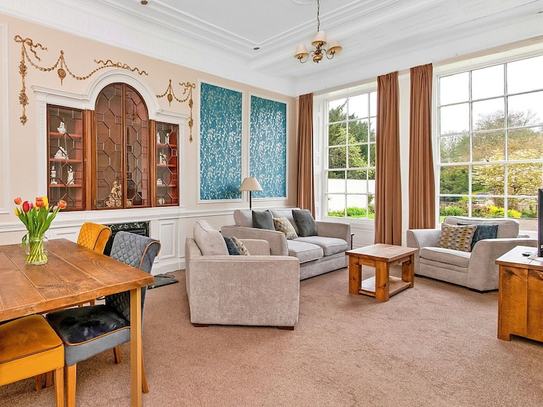 Lovely Apartment For 4 Guests With Hot Tub, Pool, Wifi And Terrace - Thirsk