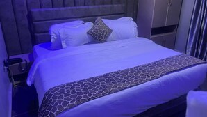 Deluxe eenpersoonskamer, uitzicht op de stad | Gratis wifi