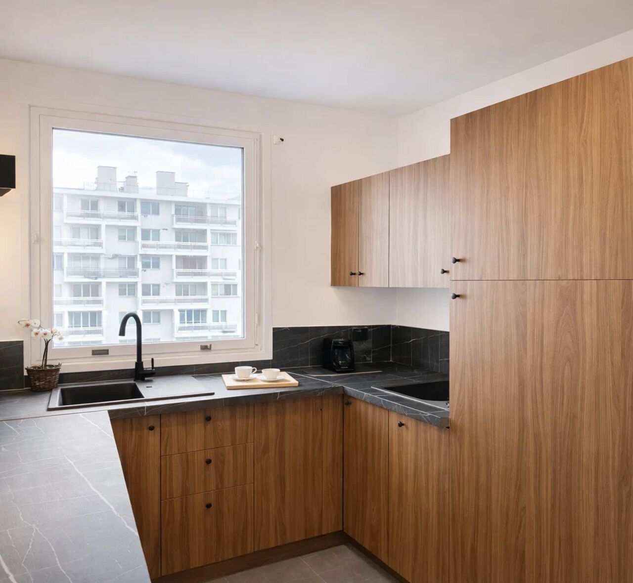 家庭公寓, 庭院景观 | 私人厨房 | 意式浓缩咖啡机、电热水壶、烤面包机