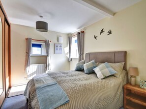 2 عدّة غرف نوم وسرير سفر وواي فاي مجانًا وملاءات أسرّة