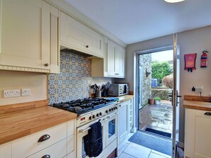 Ofen, Geschirrspüler