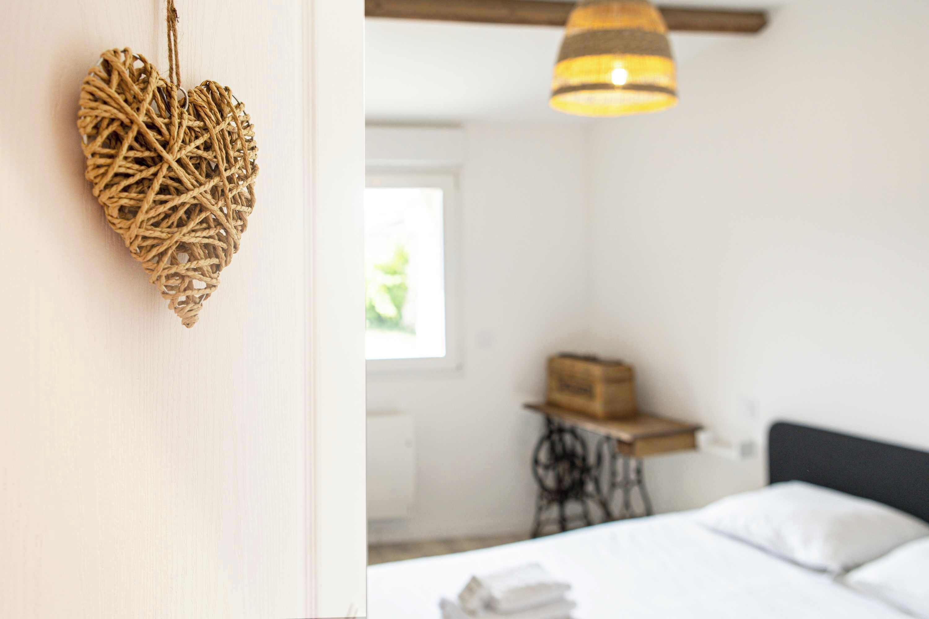 3 chambres, lit parapluie, Wi-Fi, draps fournis