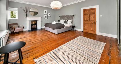Wonderful villa for 14 guests with hot tub, WIFI, TV and pets allowed