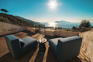 Terrace/patio - Masseria Annunziata Villa by Feeling Italy (Città Metropolitana di Napoli)