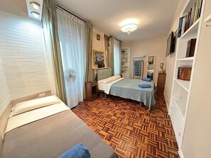 Iron/ironing board, free WiFi - Habitaciones en Luisa (Madrid)