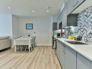 Microwave, oven, dishwasher, toaster