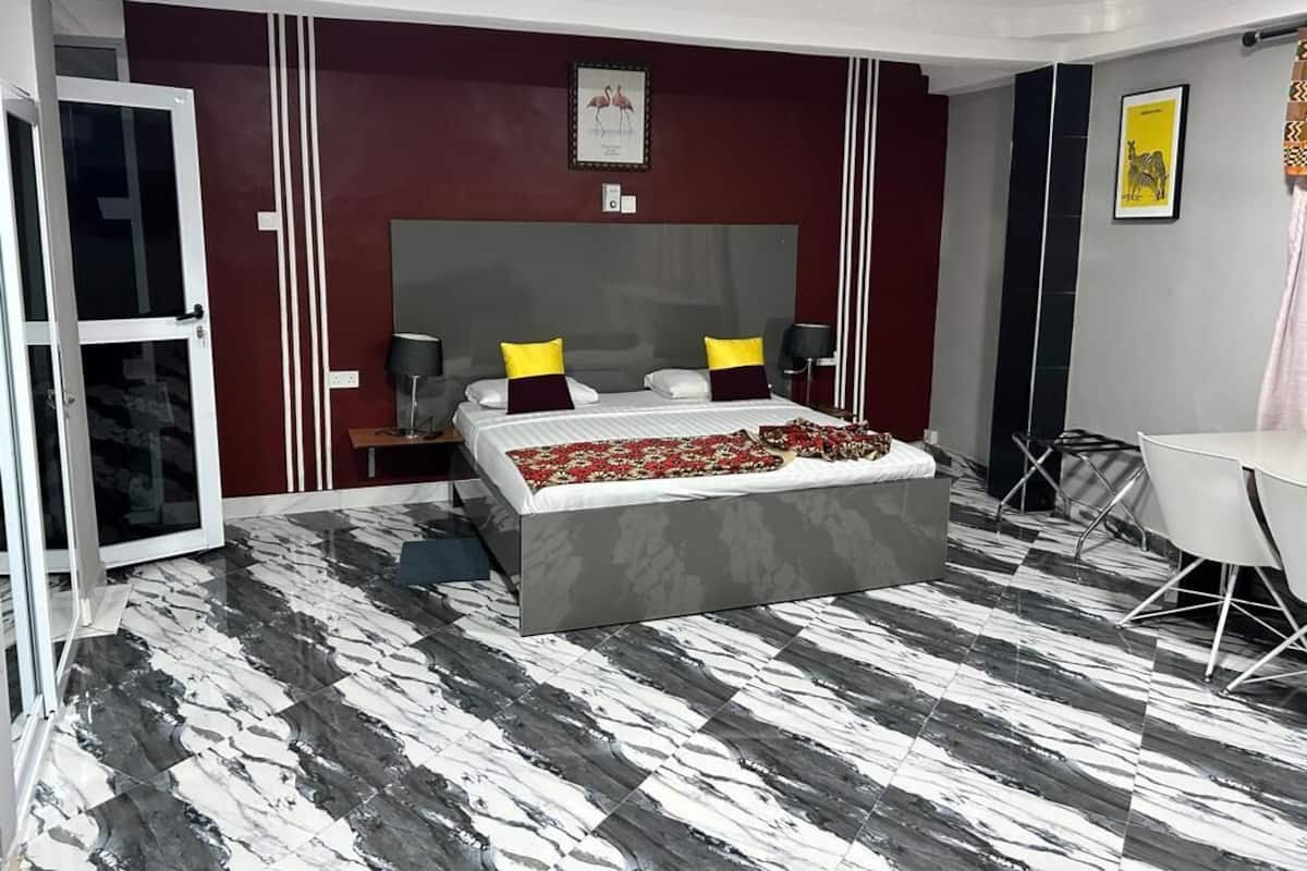 Standard Single Room, Pool View | Down comforters, desk, laptop workspace, free WiFi