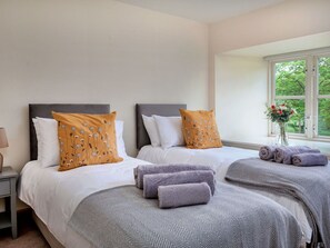 2 habitaciones, wifi gratis y ropa de cama