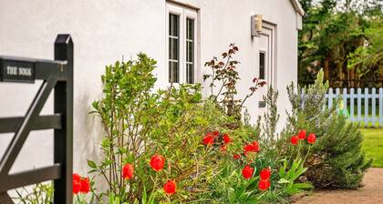 Beautiful villa for 4 guests with WIFI