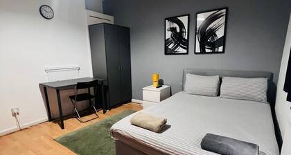 London E1 Hostel