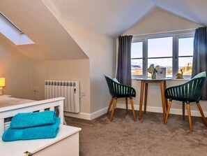 3 chambres, Wi-Fi gratuit, draps fournis