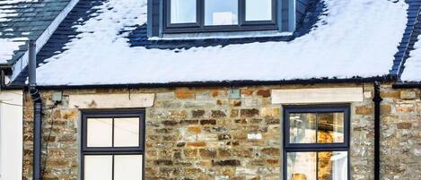 تناول الطعام بالخارج