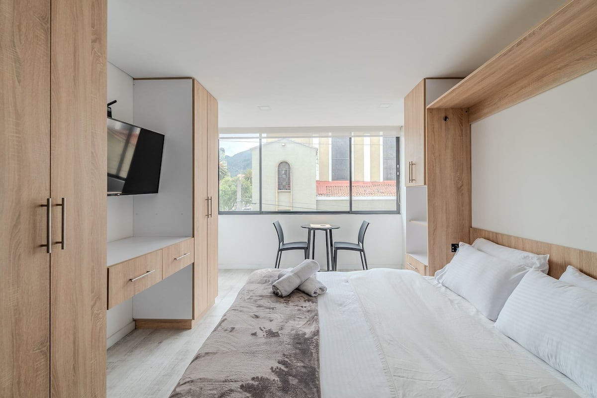 Premium bedding, free WiFi, bed sheets